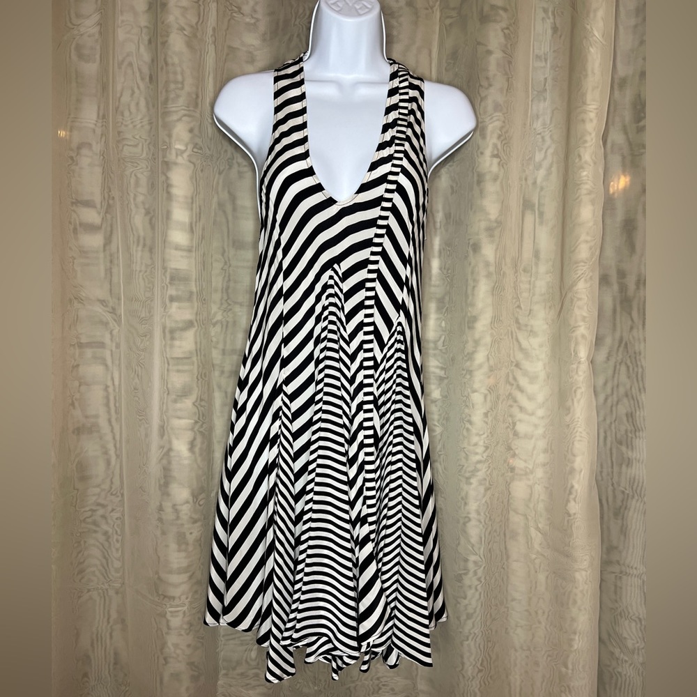 Barneys New York Wayne Les Reveries Zebra Stripe Silk Dress Boho Pucci 60s Style